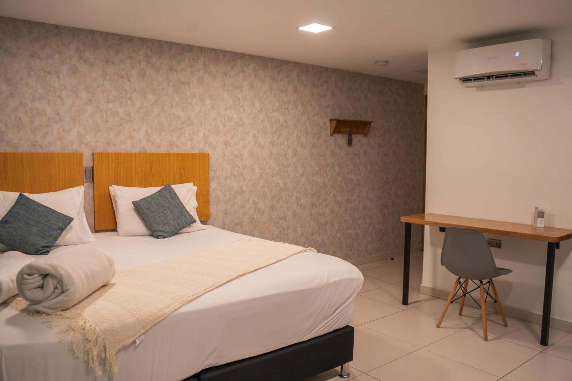 Hotel Bambu Milla De Oro Medellin Exterior photo