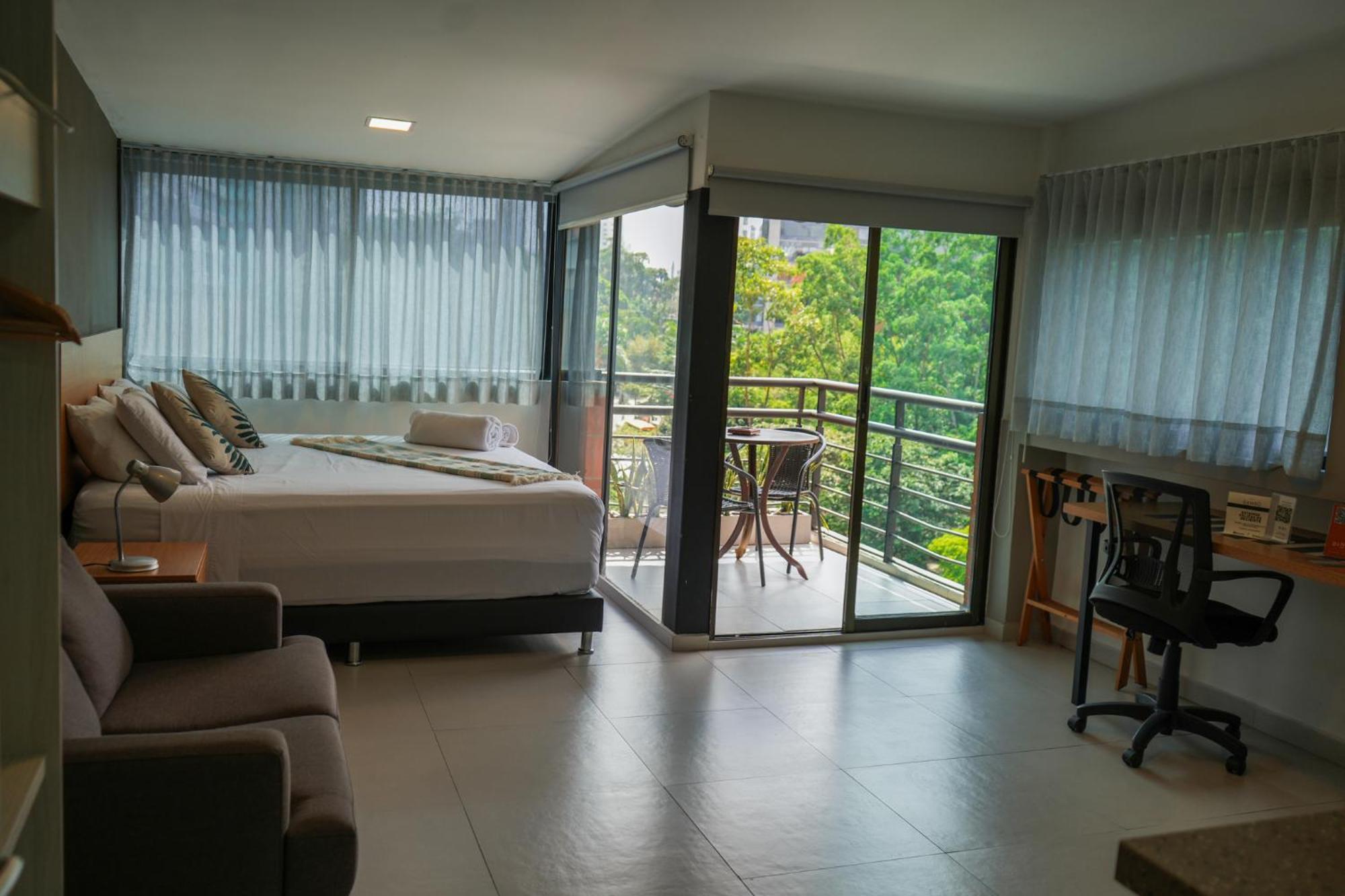 Hotel Bambu Milla De Oro Medellin Exterior photo