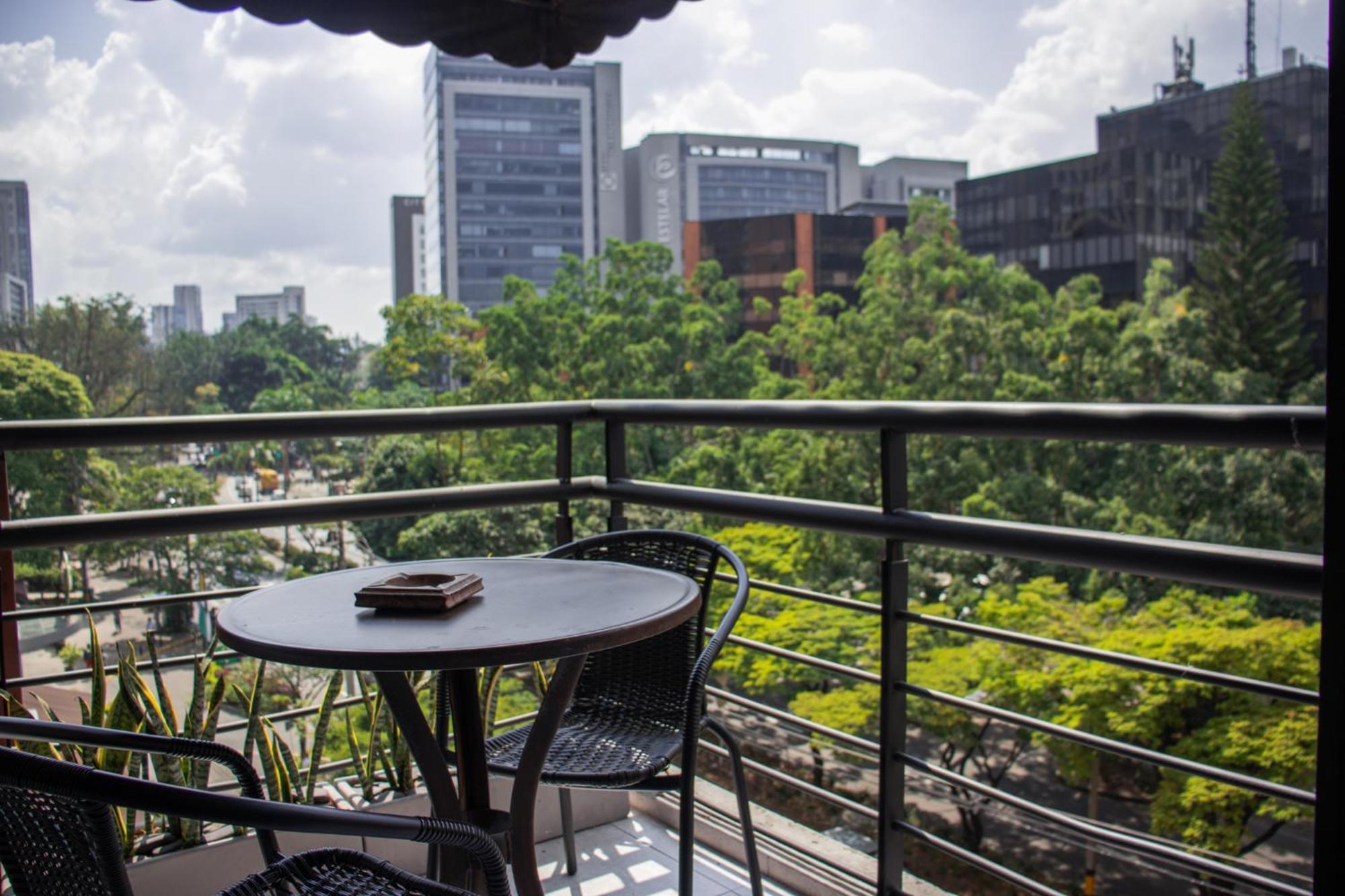 Hotel Bambu Milla De Oro Medellin Exterior photo